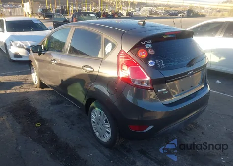 2015 Ford Fiesta Se z USA, uszkodzony, nr VIN 3FADP4EE0FM119218